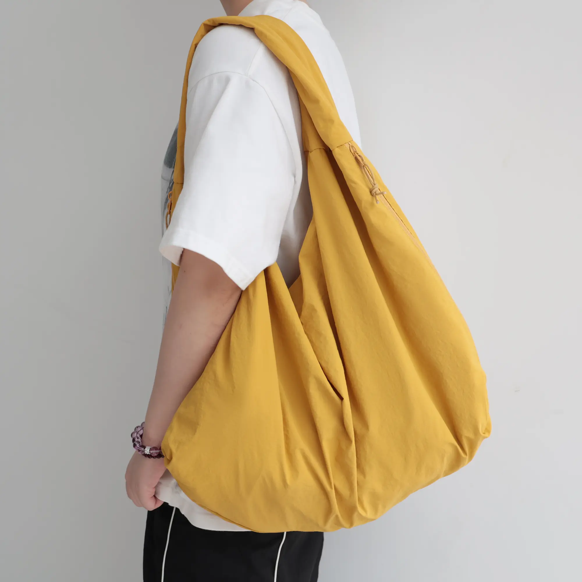 Minimalist relaxed-fit tote bag, Large Tote Bag for Women Slouchy Hobo Shoulder Purse with Wide Comfort Strap & Zipper, Designed for slow living, easy to carry