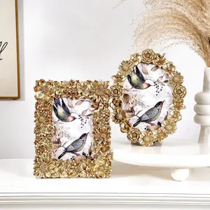 Resin Material Creative Bird Flower Ring Decoration Frame, Home Desktop Warm Photo Display, Vintage Retro Style, Handmade Floral Artwork