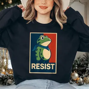 Portland Frog Protest Sweatshirt, Resist Frog Crewneck and Hoodie, I Stand With Frog Shirt, Free Portland Shirt