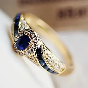 Vintage-style women's blue halo ring sets , featuring an artistic design accented with dazzling, sparkling rhinestone,toi et moi Ring This elegant and fashionable piece of jewelry is the perfect accessory for weddings and parties an exquisite gift for her