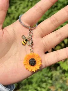 1/20pcs Beautiful Sunflower Keychain, Unique Design, Perfect Gift Idea, Durable Material, Fashionable Daily Accessory, Cute Style, Pendant Keychain