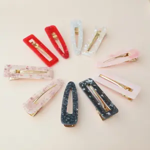 Resin Hair Clip Set Of 2 fashionable alligator hair clips.