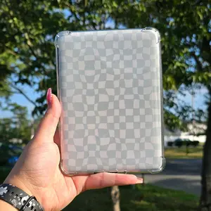 Blue and White Wavy Checkered Kindle Case Insert