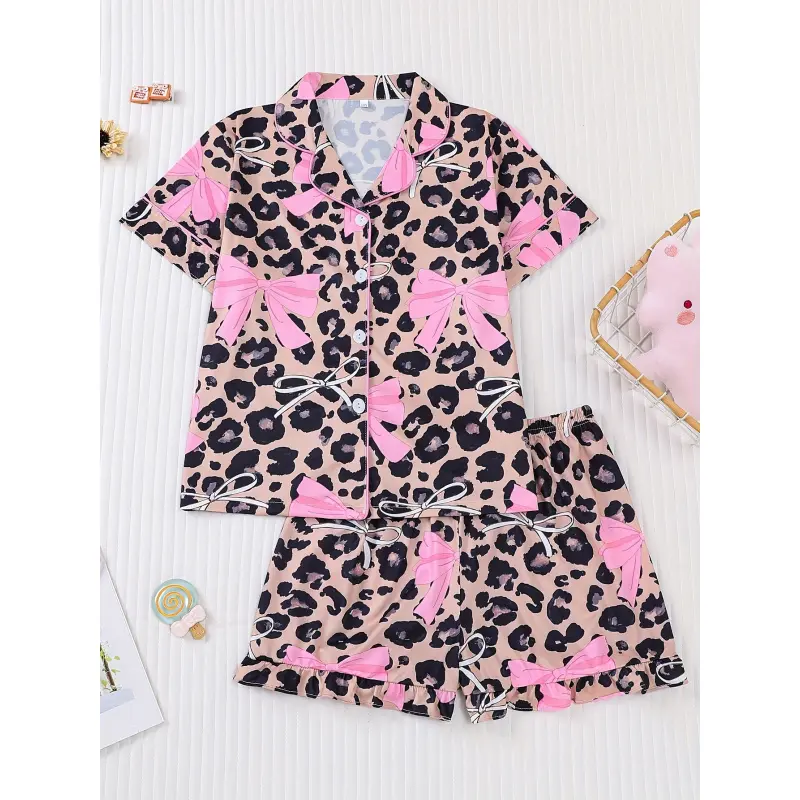 Children's two-piece pajama set, comfortable summer pajamas kids, sweet and cute leopard print with bow decorations, cardigan-style short-sleeve top paired with shorts, suitable both boys and girls, ideal everyday wear