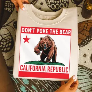 Don't Poke the Bear California Republic Shirt, Funny Bear Graphic Tee, California Flag Inspired T-Shirt, West Coast State Pride Gift