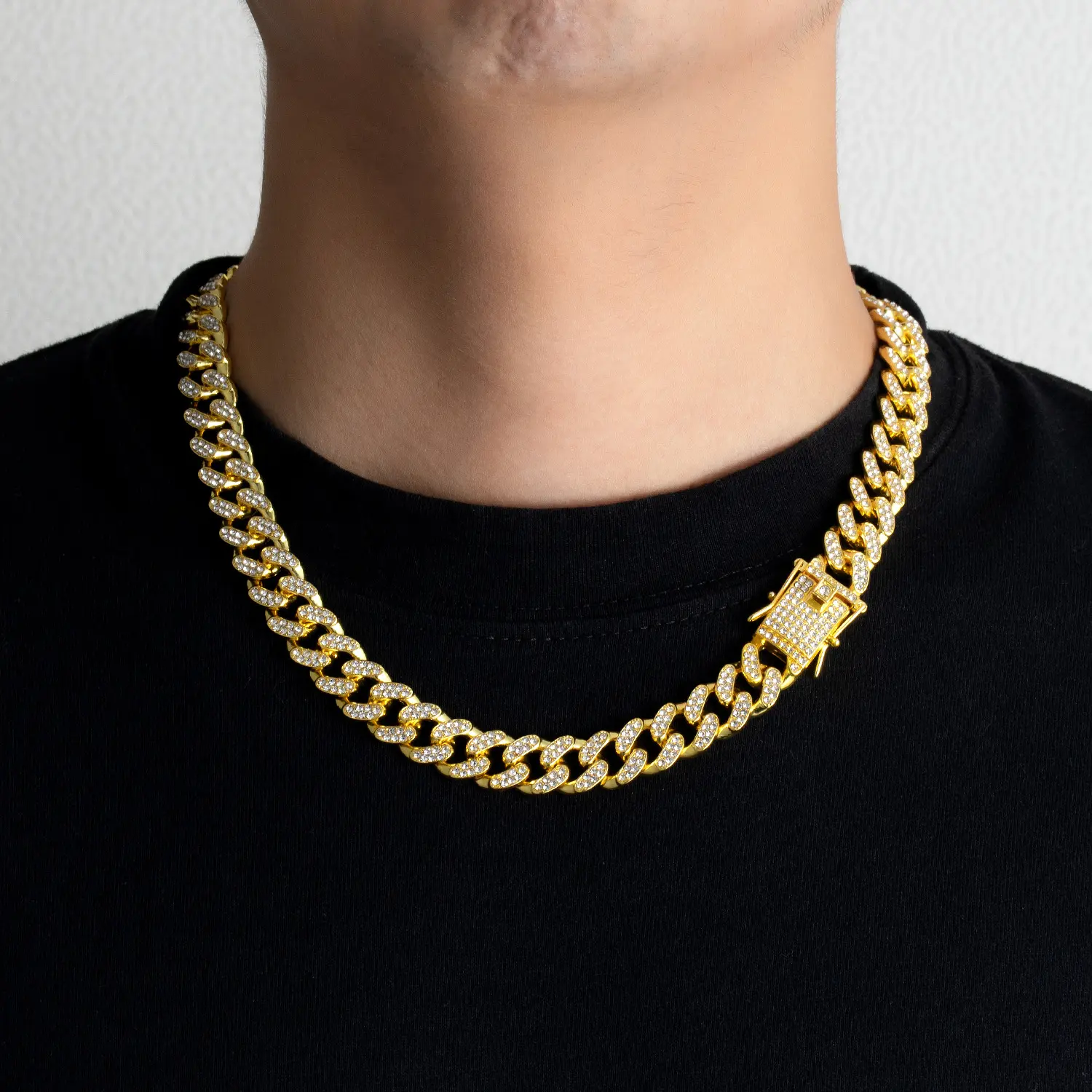 Miami Cuban Link Chain Necklace, Iced Out Hip Hop Jewelry with Sparkly Rhinestones for Men & Women's Fashion, 13mm Party Wear, Pendant, Alloy Metal, Diamond Cuban, 20Inch, Multi-Size, Diamond Cubans