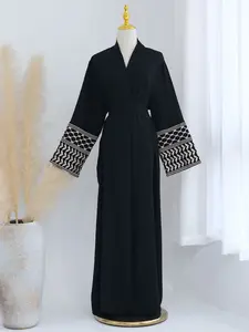 Muslim open abaya clothing Elegant Women's Ramadan Abayas For Eid Solid Color Embroidered Cardigan Abaya Dress, Modest Loose-Fitting Robe with Belt and Pockets for All Seasons