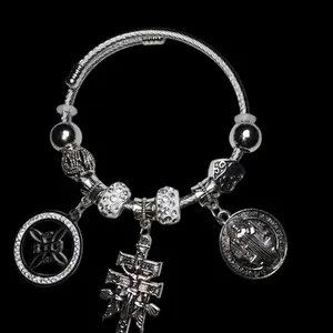 white triple protection bracelet, nudo de bruja, cruz de Caravaca, San Benito