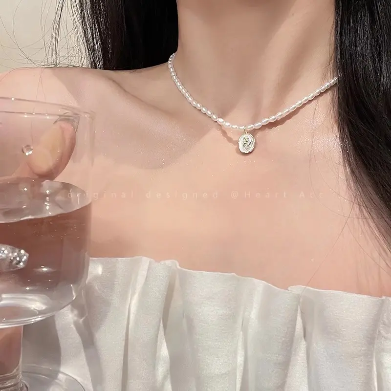 XL 006 French Rose Pearl Necklace