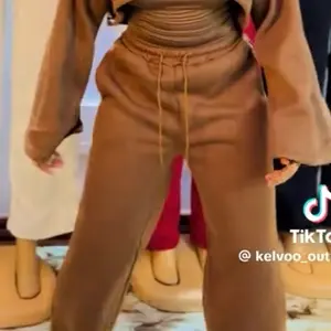 Hot-girl Style Contrast Binding Short Top and Letter Tape Wide Leg Pants, Women's three piece