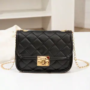 Mini Diamond Quilted Chain Strap Minimalist Shell Bag, Suitable For Daily Wear