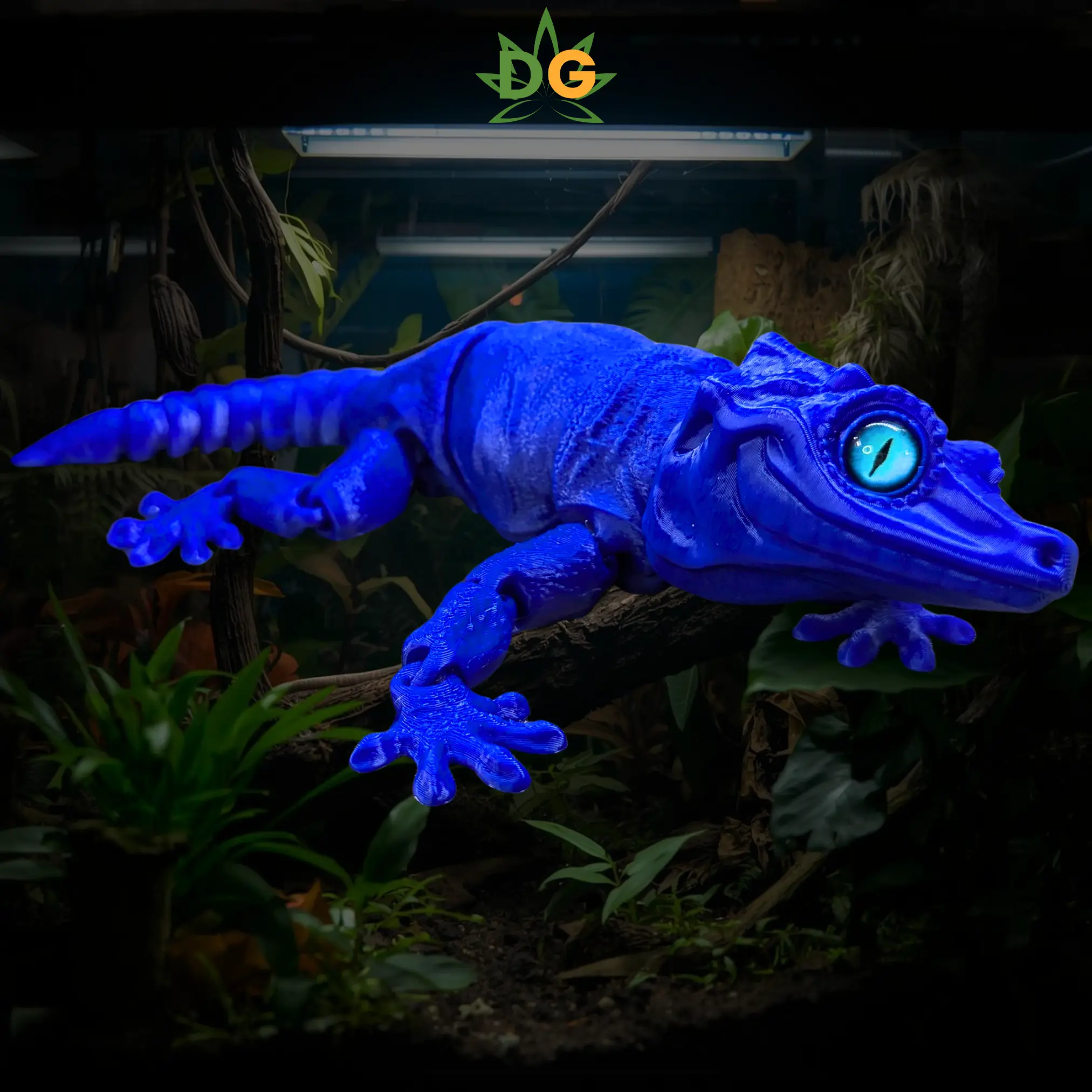 3D Printed Articulated Gargoyle Gecko Statue - Handmade Collectible Figurines, Realistic Reptile Decoration with Glass Eyes, Home Decor Accessory