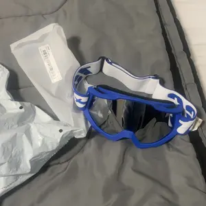 Outdoor Motocross Goggles, Off Road Goggles, Windproof Dustproof UV-Protection Safety Eyewear, Dirtbike Gear, for Dirt Bikes, Motorbikes, MTB, Skiing and Other Sports, Outdoor Riding Goggles, Universal Fit