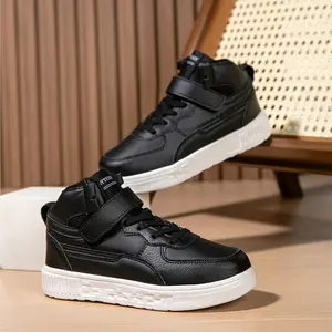 1 pair of boys’ sports shoes, large children’s casual sneakers, suitable for girls. Can be worn throughout the year. Comfortable, soft, real-game basketball shoes.