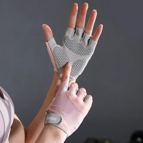 1 Pair Men & Women Half-Finger Breathable Anti-Slip Silicone Sports Gloves, Shock-Absorbing Sponge Palm Protection for Weightlifting, Badminton and Cycling, Fitness Accessories, Workout Accessories, Gym Accessories
