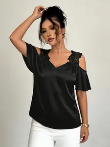 Women's Fashion Off-Shoulder Top Blouse, Lace Patchwork Design, V Neck Short Sleeve, Commuter Date Choice, Stylish Casual Wear