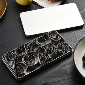30-Piece Mini Cookie and Fruit Cutter Set, Versatile Kitchen Tools, Bakeware, Baking Supplies, Utensils for Baking and Decorating, Ideal for Creative Culinary Fun