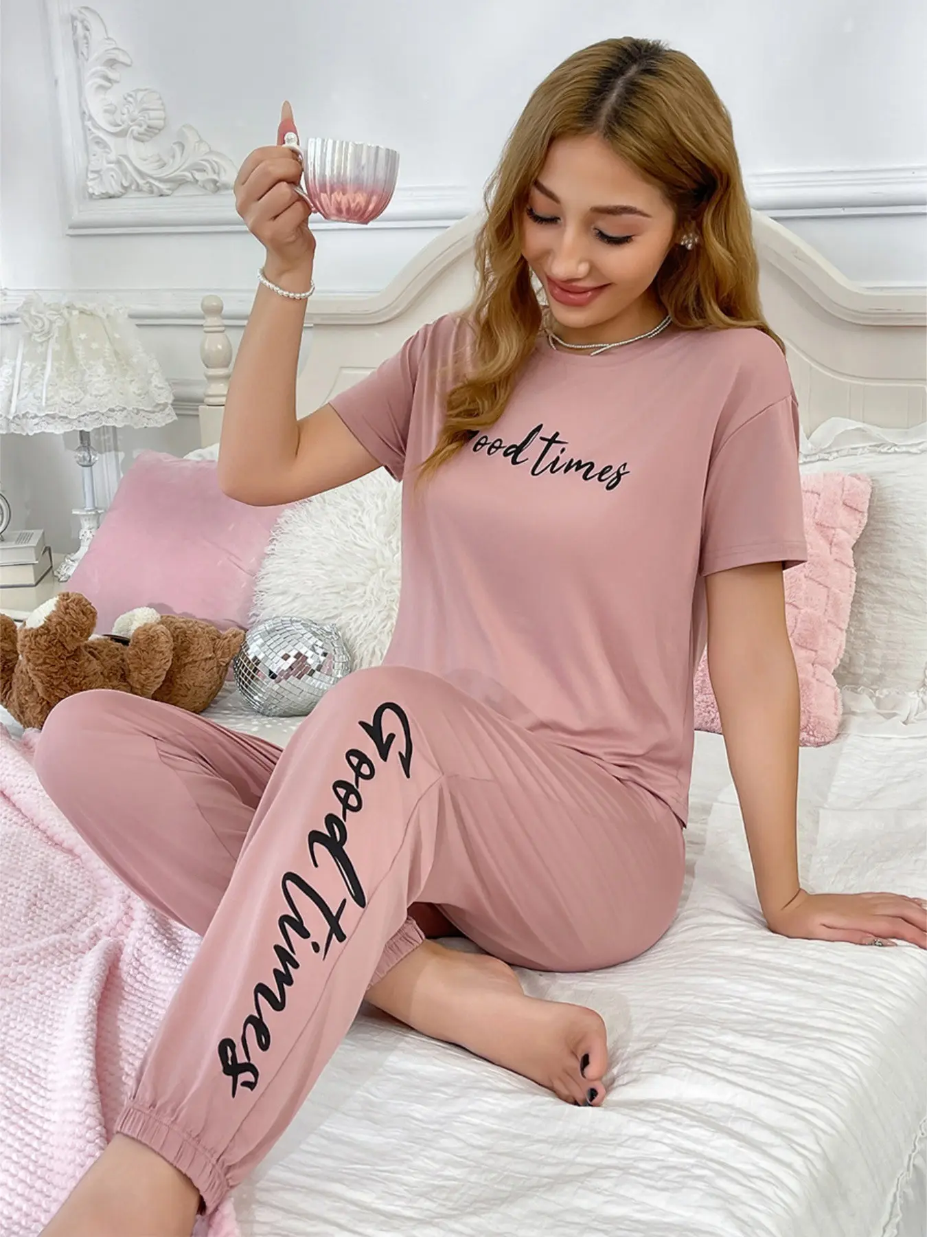 Women's Comfortable Loose-Fit Pajama Loungewear Homewear Sleepwear Set, Soft Cotton Short Sleeve Print Long Pants Two-Piece Suit, Casual Everyday Home Wear for Women, Pyjamas, Loungewear Pjs Set