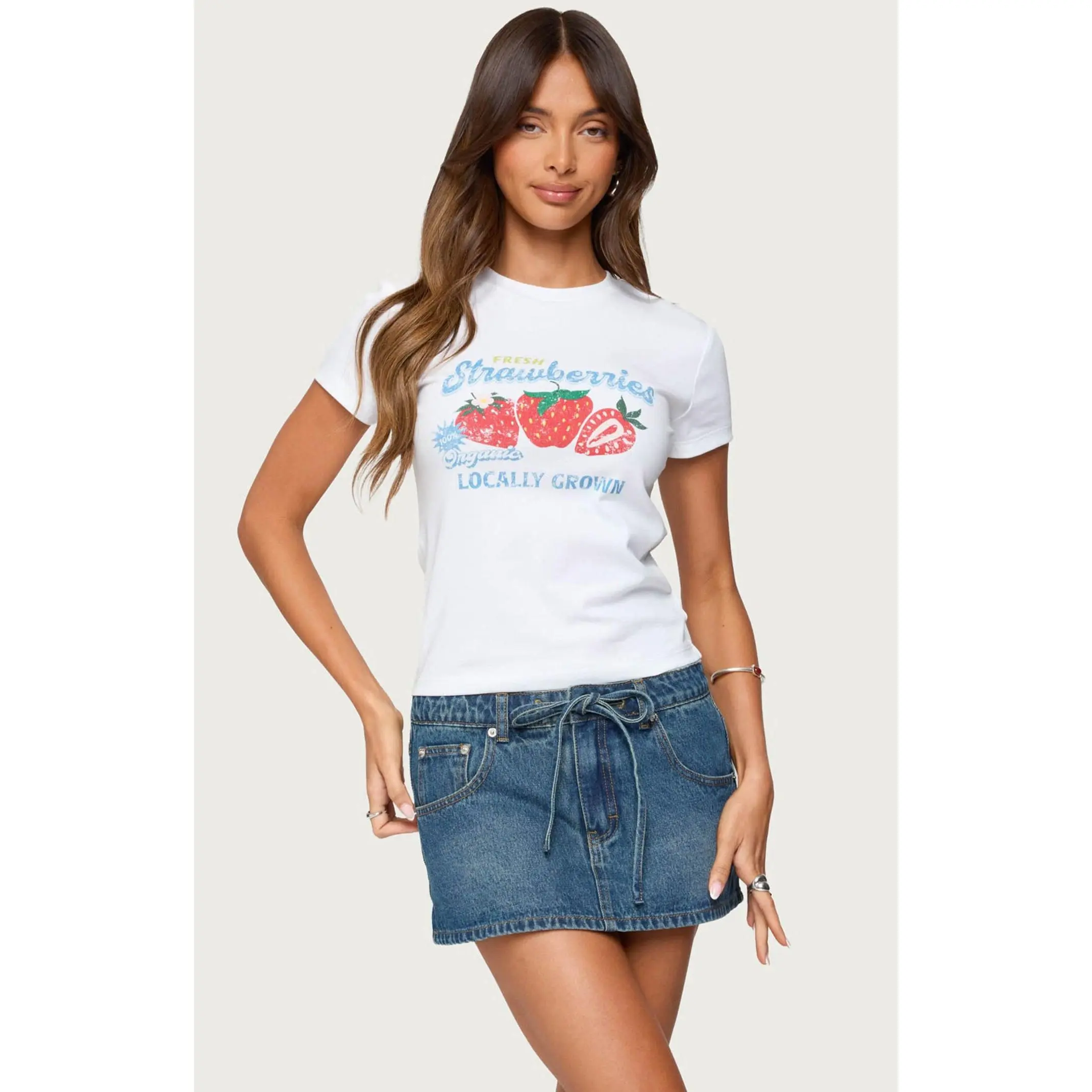 Edikted Women's Fresh Strawberries Graphic T-Shirt