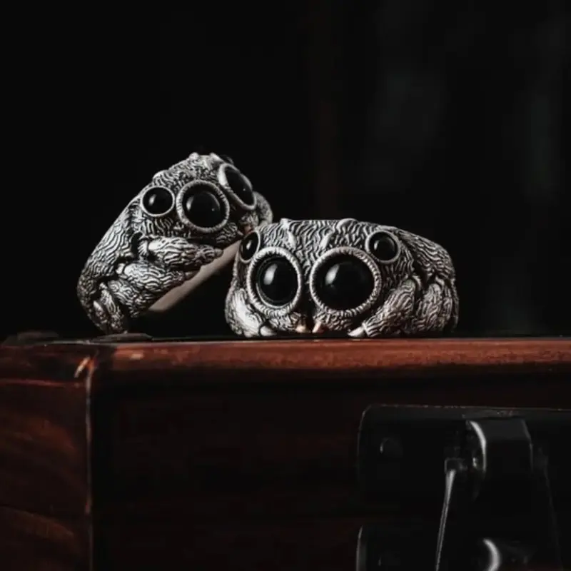 Black Agate Jumping Spider Ring Personalized Fashion Animal Open Rings Adjustable Opening Electroplated Copper Statement Ring