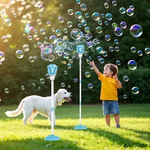 Street lamp bubble machine, automatic bubble, self-contained lighting music, birthday gift for children, both for business and home use, requires 3 AA batteries, and the products include 3 packs of concentrated bubble liquid