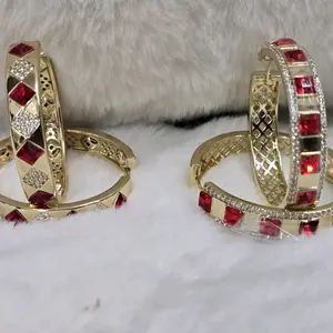 # 0216 Arrancadas Adiamantadas Medianas Oro Laminado 14k Alta Calidad Elegantes y Brillantes