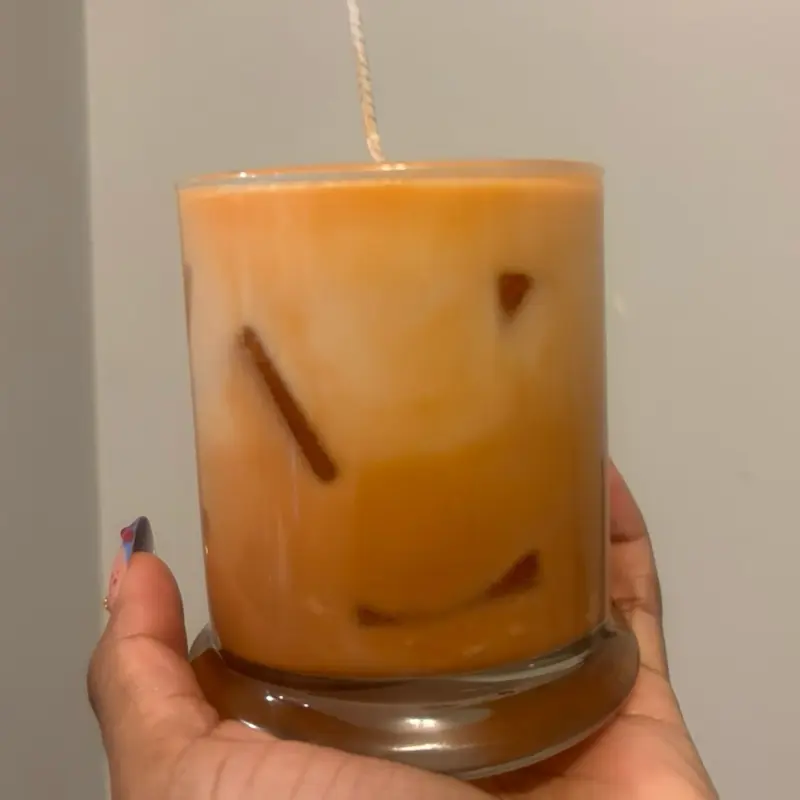 Marshmallow and pumpkin latte candle