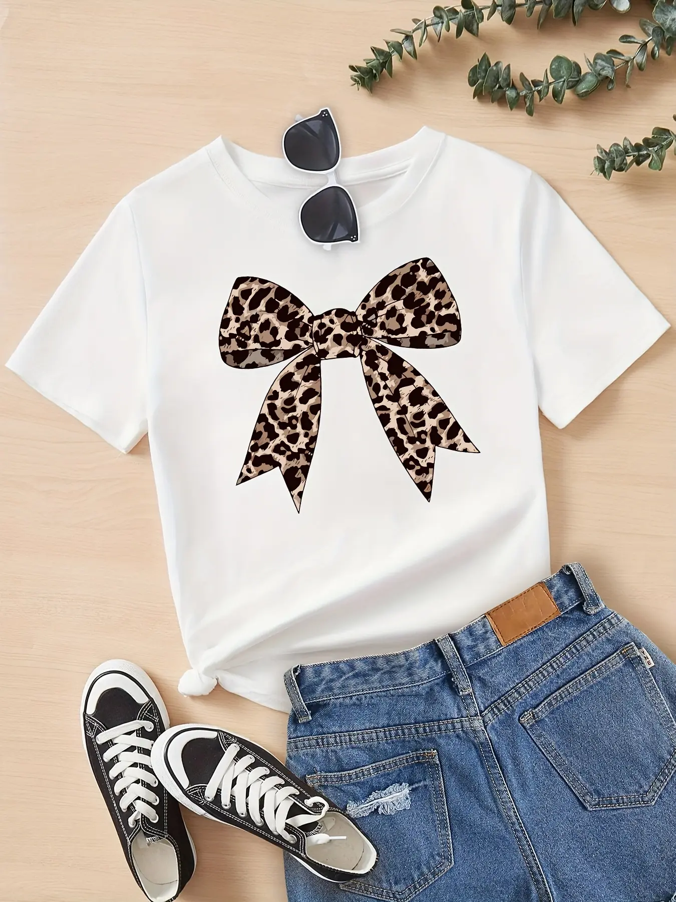 Girls' Leopard Print Bow Short Sleeve Cotton T-Shirt, Kids Casual Animal Print Graphic Tee