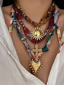 Women's Fashion Cross Sunflower Heart Stainless Steel Pendant Necklace, Chain Jewelry for Women Daily Wear & Gift Ideas