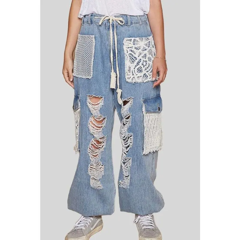 POL Crochet Patch Distressed Washed Jeans