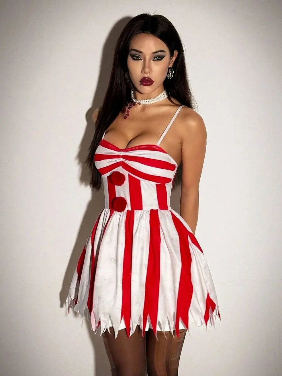 Women's Halloween Clown Costume Dress, White & Red Color Block A-Line Mini Dress with Puff Detail & Asymmetrical Hem, Gothic Circus Party Outfit for Cosplay, Carnival, Halloween & Costume Events
