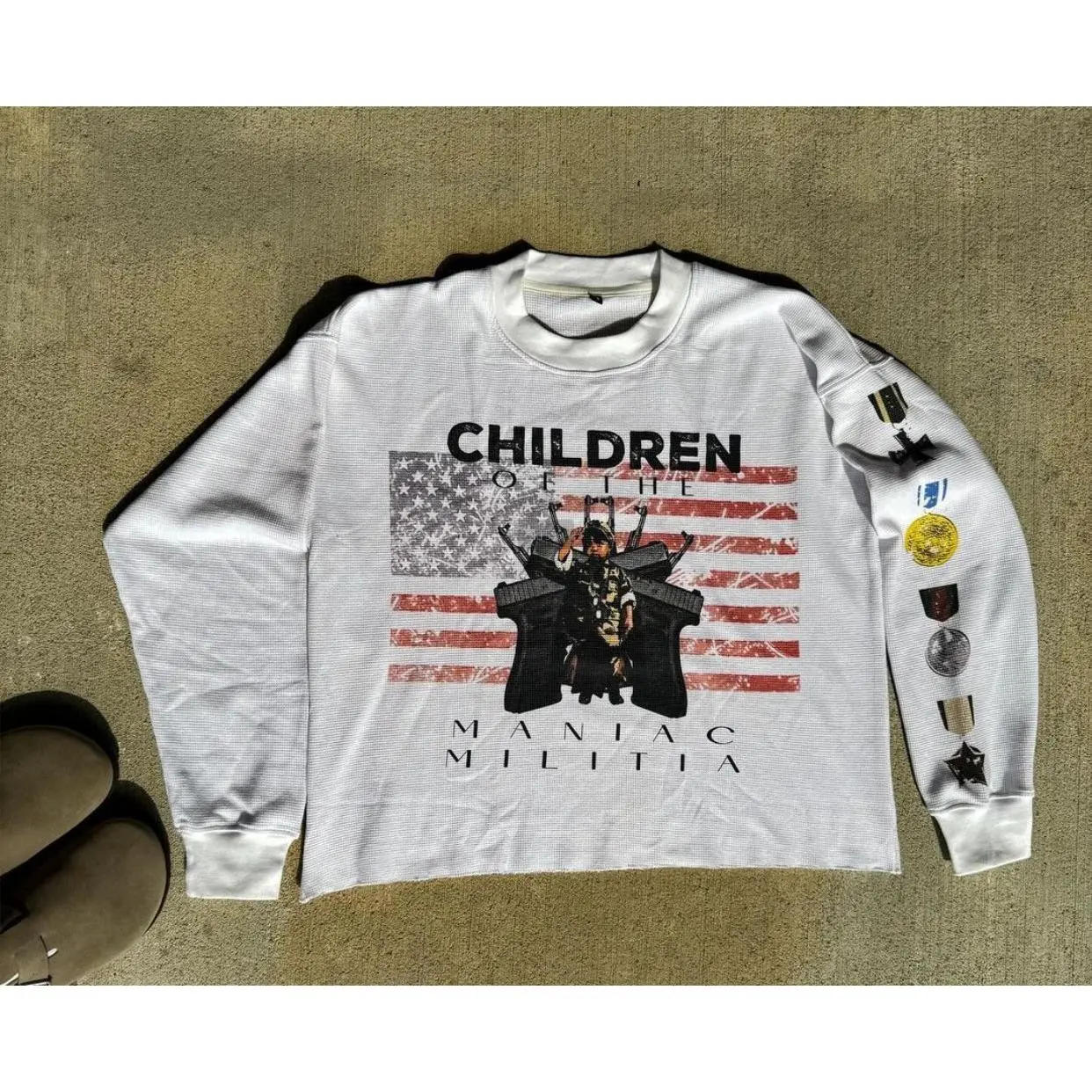 White threaded sleeve 2