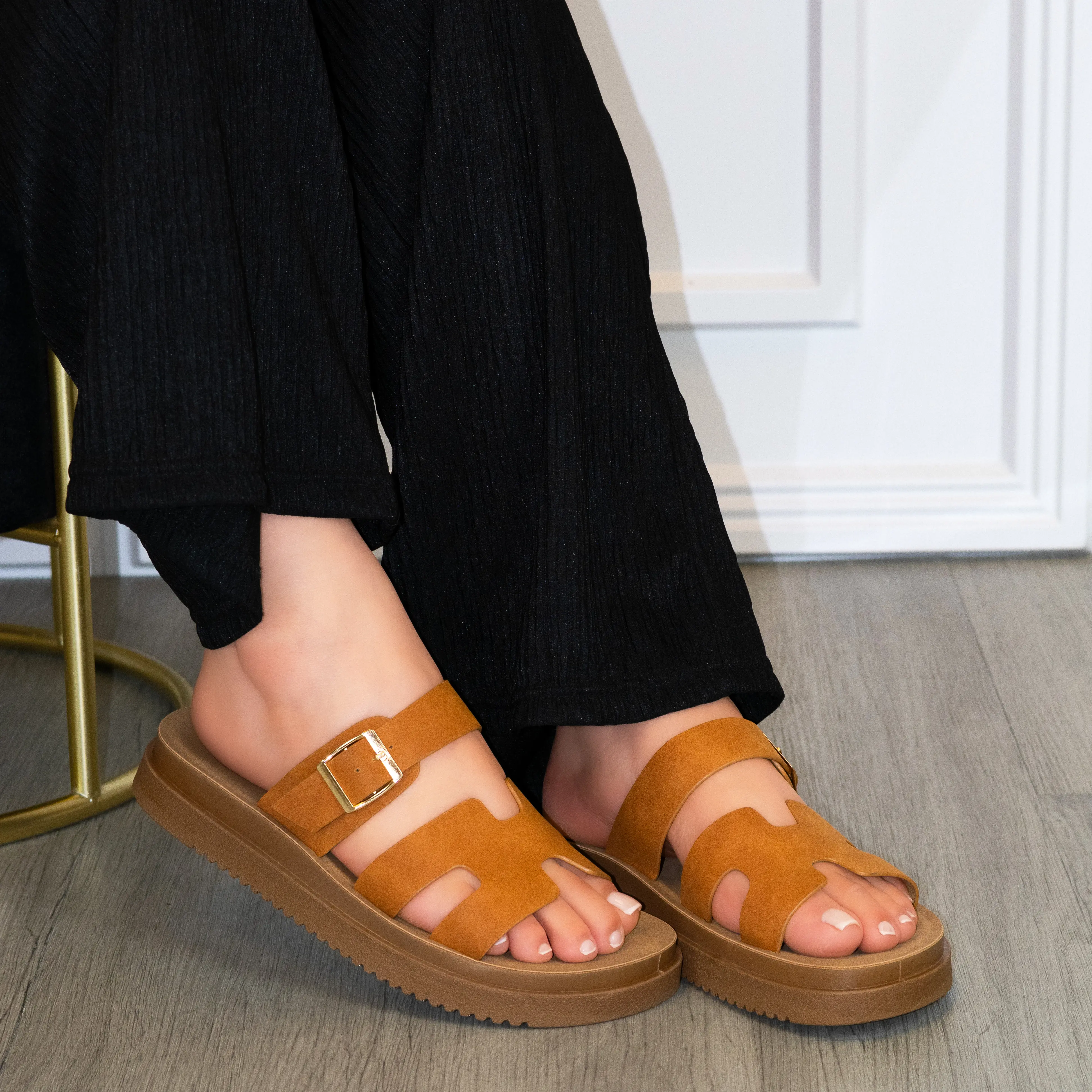 Cici - Women’s Double Strap Platform Slide Sandals, Adjustable Buckle Comfort Slides with Open Toe Cushioned Footbed, Lightweight Casual Walking Sandals for Vacation, Travel & Everyday Wear