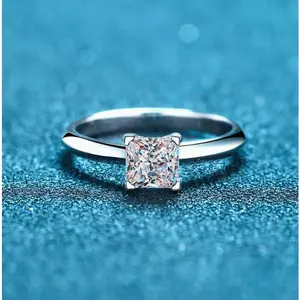 Valentine's Day Moissanite Engagement Ring 1CT 2CT Fine Sterling Silver Synthetic Moissanite Ring Bride Engagement Wedding Jewelry