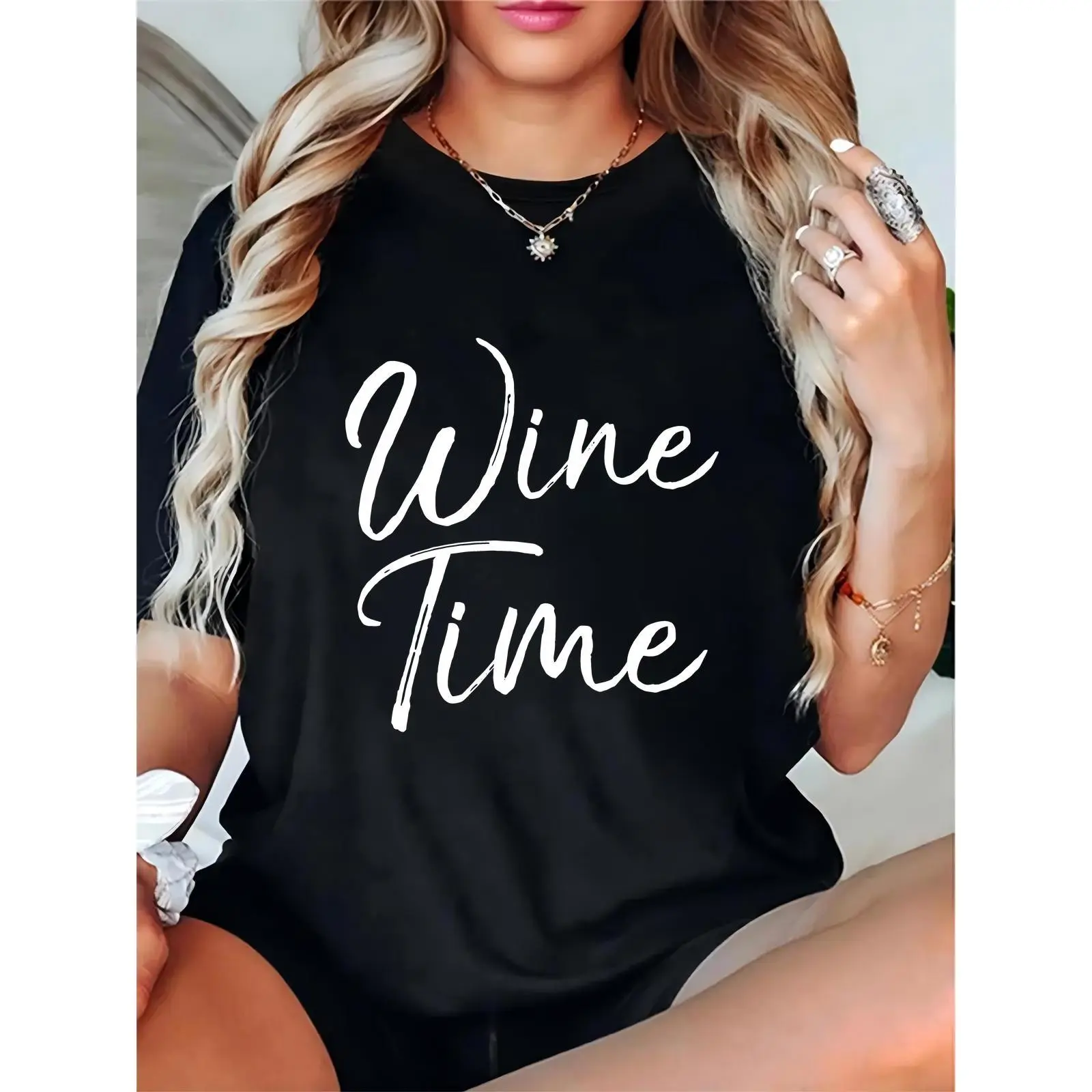 Women's "Wine Time" Cursive Print T-Shirt, Casual Black Short-Sleeve Tee for Wine Enthusiasts, Ideal for Daily Wear, Wine Tastings, or Relaxed Gatherings