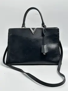 Pre-owned Louis Vuitton Leather Shoulder Bags Monogram Cuir Plume Very Zipped Tote Bag Noir Shoulder Handbag ZS048LV