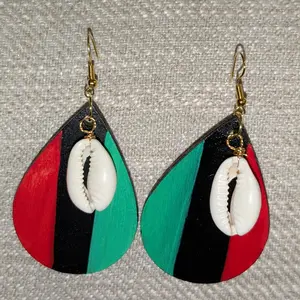 Hand Painted Rasta Color Cowrie Shell Earrings