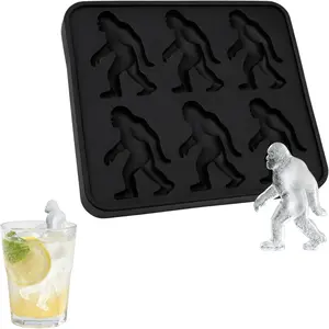 Bigfoot Shape Ice Cube Mold Funny Gift, Silicone Sasquatch Easter for Cocktail Whiskey, 6 Cavity Tray Popsicle, Easy Release Dishwasher Safe Cute Freezer Chilled Accessories Parties DIY Craft,Suitable For Summer