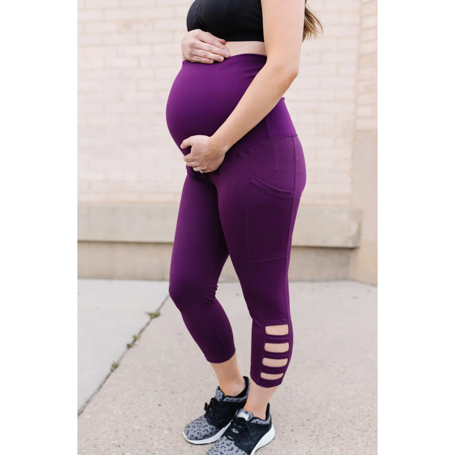 Maternity Cut Out Capri