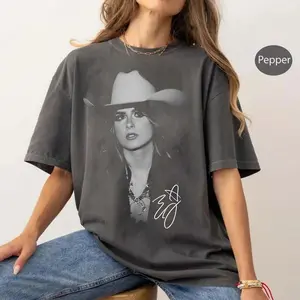 Ella Langley Shirt, Vintage Country Band Tee, Retro Music Tour T-shirt, You Look Like You Love Me, Unisex Concert Tees