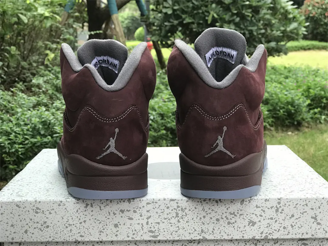 Burgundy Matte Suede Mesh High Top Sneakers Grey Speckled Sawtooth Ice Translucent Outsole Vintage Daily Trainers