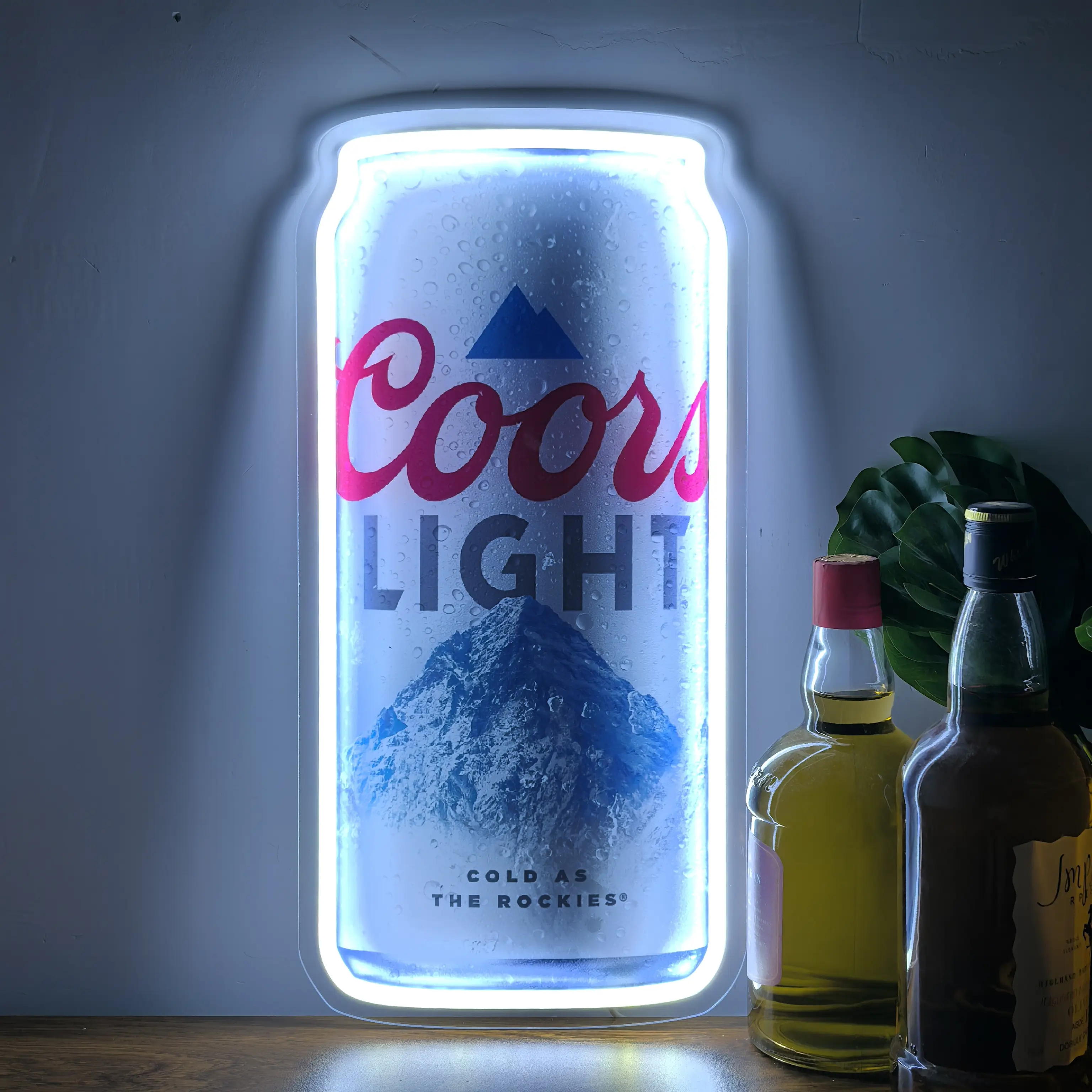 CrsLIGHT Beer Can LED Neon Sign for Wall Decor Beer Logo Neon Lights Neon for Bedroom USB Powered LedNeon Signs Suitable for Man Cave Bar Pub Restaurant Christmas Gift