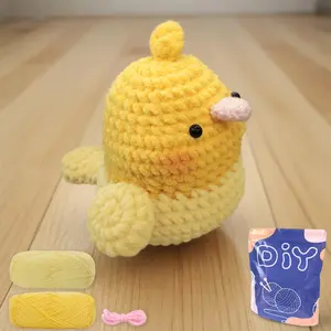 YAMAXIN DIY Crochet Set for Beginners Easy Craft Tool Set with Phoenix Parrot Theme Knitting Arts & Crafts Project Diy Kit