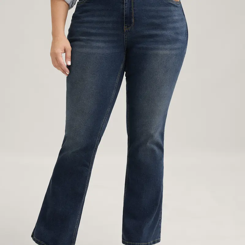 BLOOMCHIC Women's Plus Size High Waisted Bootcut Denim Bottoms [M-6X] - Super Stretch Soft Basic Jeans, Figure-Flattering Curvy Fit Trousers with Pocket for Everyday Casual Wear, Back to School Outfits
