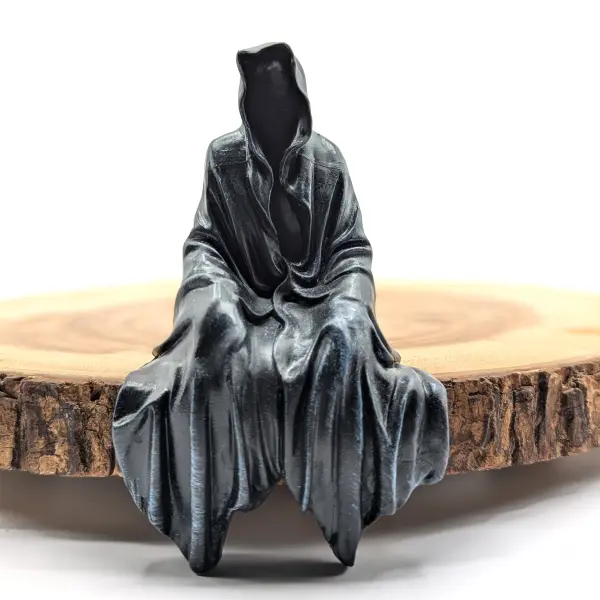 Creeper Reaper Shelf Decor – Gothic Sitting Skeleton Statue for Witchy Home Vibes