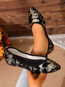 Chinese Style Traditional Pattern Flat Shoes, Women's Pointed Toe Slip-On Ballet Pumps, Elegant Casual Footwear for Daily Wear