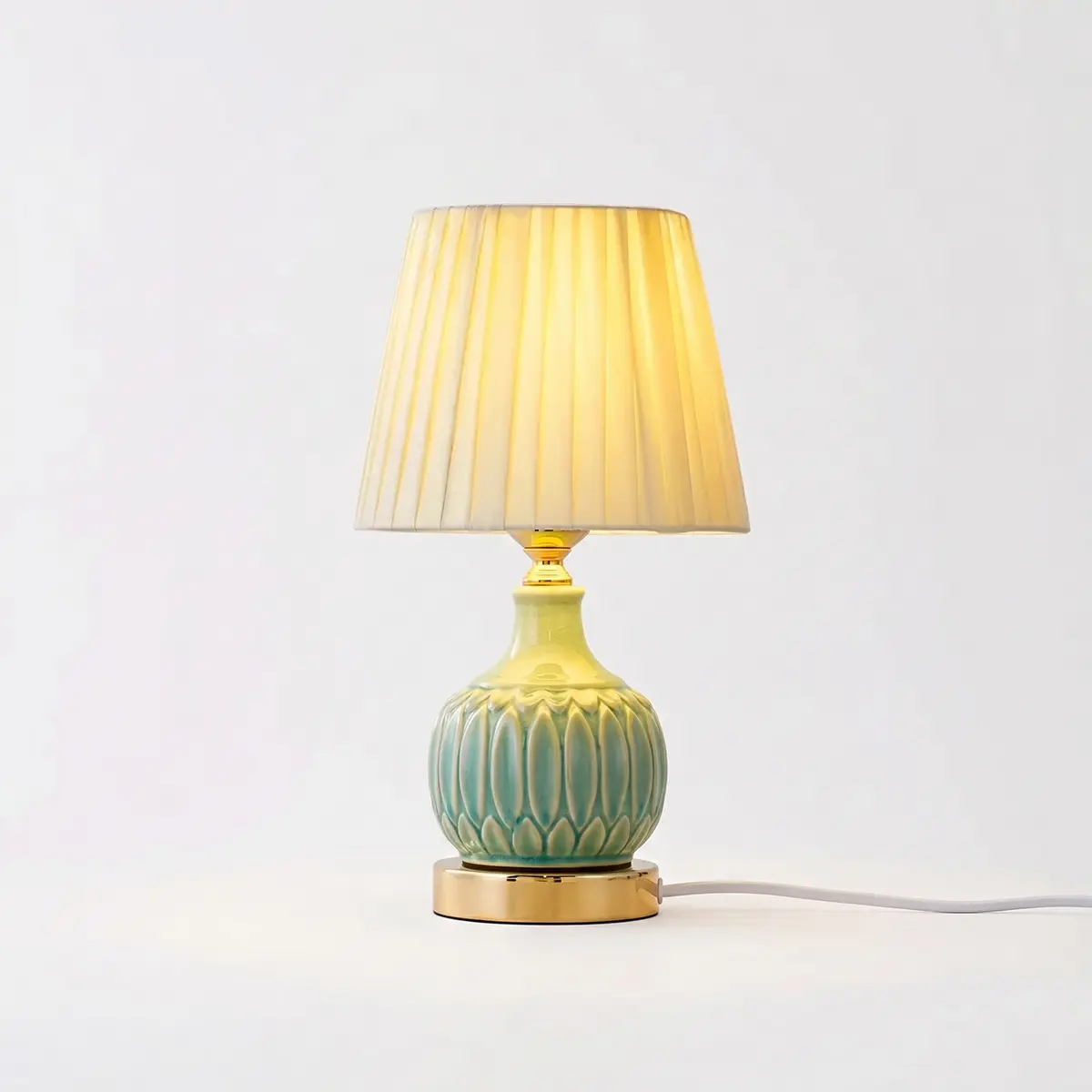 Lumivere American Vintage-Style Ceramic Desk Lamp with Fabric Shade, Exquisite Relief Design, Bamboo-Leaf Elements, 9.8x15" Size, Unisex Book Lights for Bedroom Bedside Lighting, Home Décor