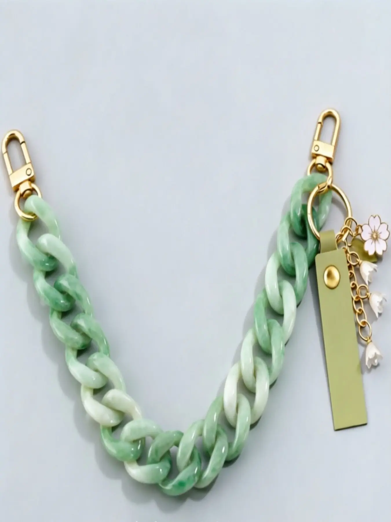 Dmk Elegant Bag Chain and Charm, Bellflower Keychain, Extendable Bag Strap, Handbag Accessory, Fashionable Multi-Functional Chain, Bag Charm Set, Bag Charms for Handbags, Charms for Purses