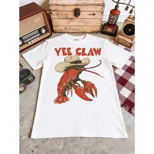 Cowboy Crawfish Vintage Oversized Graphic T-Shirt Beachwear  Western Style Funny Lobster Tee Casual Streetwear Aesthetic Soft Trendy Outfit Women Holiday Fashion Cute Graphic Tee Comfortable Loose Fit Summer Top Beach Outfit Street
