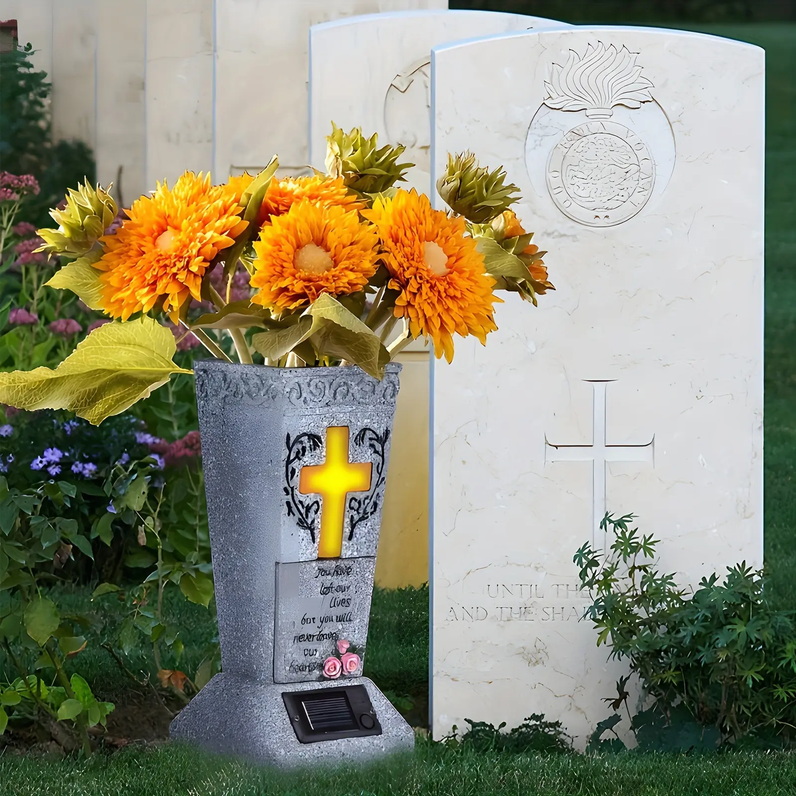Solar Cemetery Grave Vase With LED For Fresh/Artificial Flowers Headstones Vases With Spikes Gravestone Decor Memorial Gifts For Loss Of Loved One, Memorial Plaque In The Garden, Without Battery
